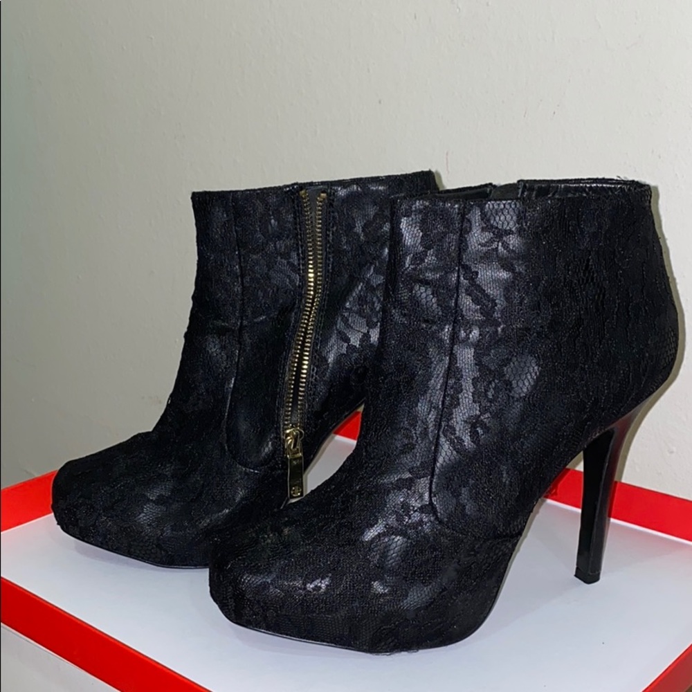 Black Lace Heels